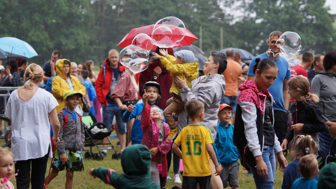 Festiwal Baniek Mydlanych w Myślęcinku [ZDJĘCIA]