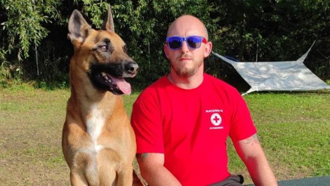 Julian walczy o życie! Bohaterski owczarek belgijski potrzebuje pilnej operacji