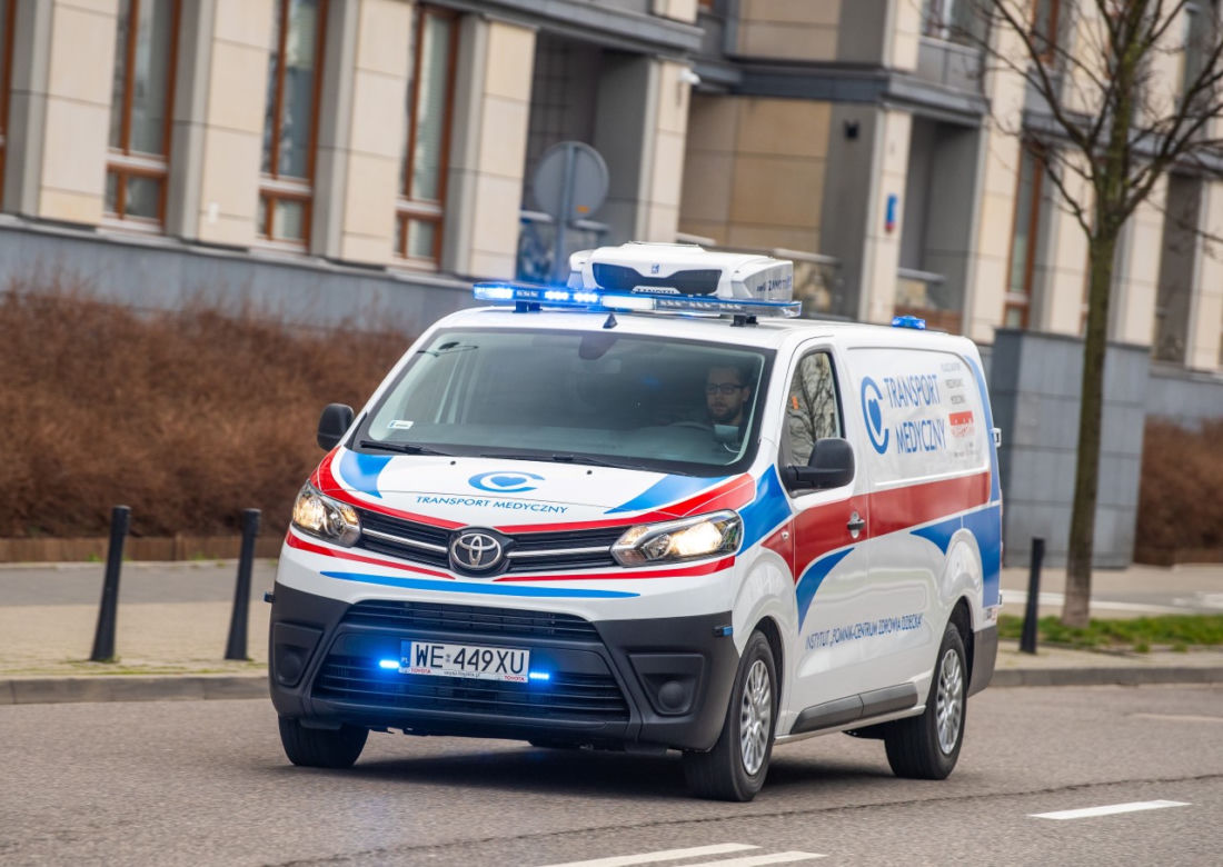 Specjalistyczna Toyota Proace na służbie w Centrum Zdrowia Dziecka