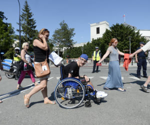Protest niepełnosprawnych w sejmie zakończony