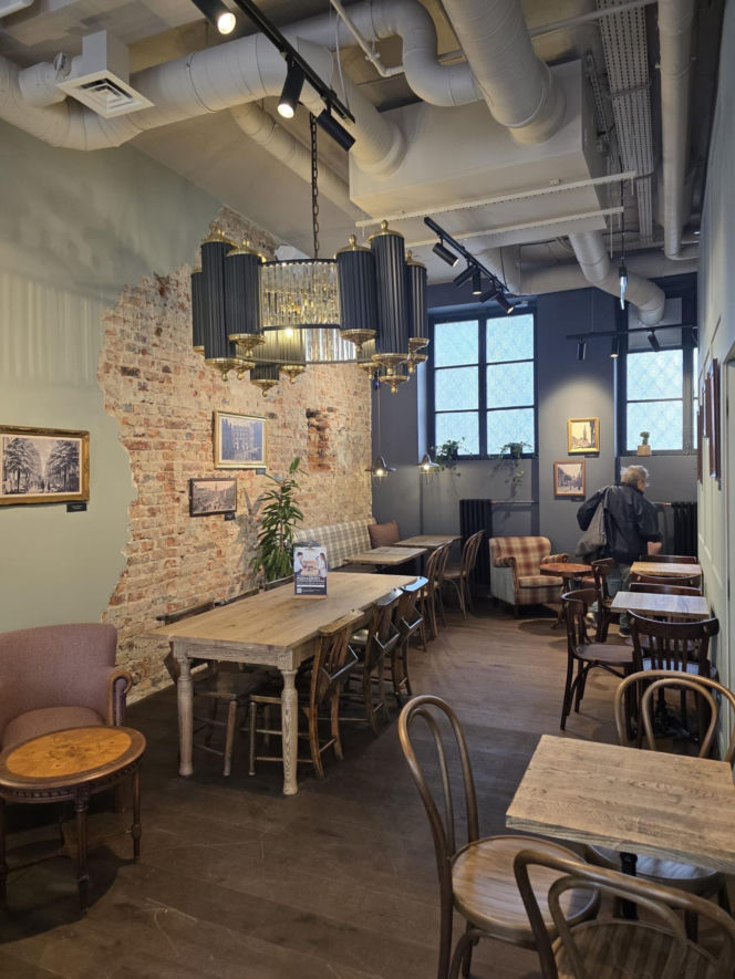 Nowa kawiarnia na mapie Gdańska. Green Caffè Nero postawiło na historię, rzemiosło i jesienne smaki