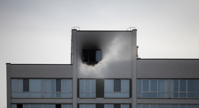 Pożar wieżowca w Bielsku-Białej. Co działo się w nocy?