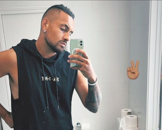 Szok! Nick Kyrgios zawieszony. Jeszcze niedawno ostro krytykował Igę Świątek