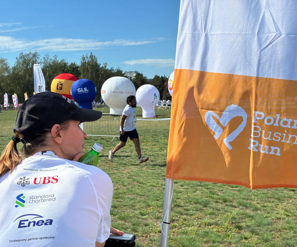 Warszawa pobiegła, by pomagać. Poland Business Run na Lotnisku Bemowo połączył sport, biznes i realną pomoc