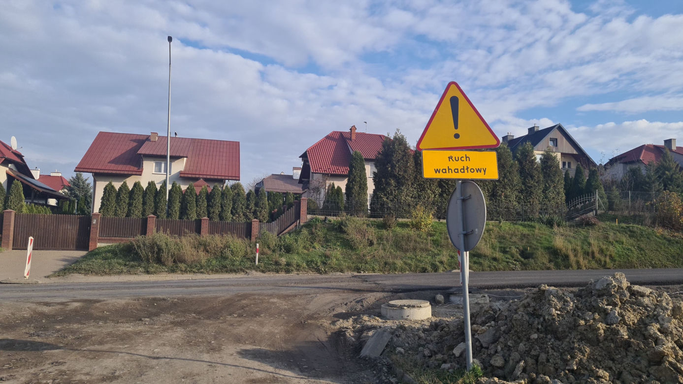 Droga Przeworsk -Kańczuga 9 km kierowcy pokonują w pół godziny [GALERIA]