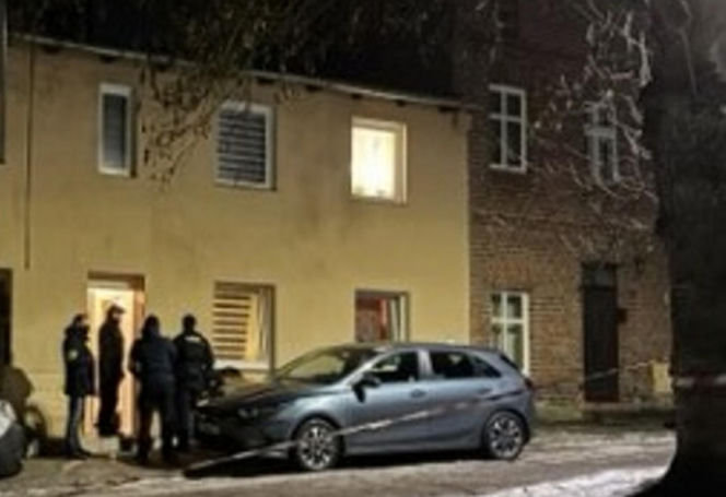 Tragedia w Chełmnie! Matka i trójka dzieci nie żyją po zatruciu czadem