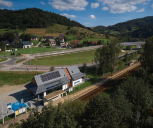 Dworzec PKP Łomnica Zdrój