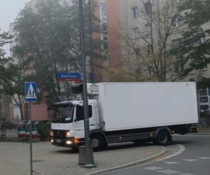 Dzikie parkowanie na Pradze