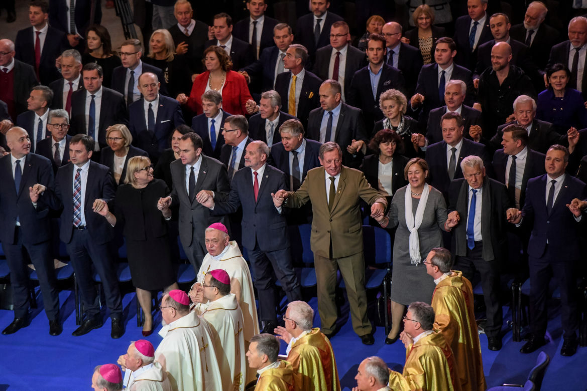 Tak politycy PiS bawili się u Rydzyka! 