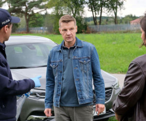 M jak miłość odc. 1906. Agnes (Amanda Mincewicz), Paweł (Rafał Mroczek), Adam Karski (Patryk Szwichtenberg)