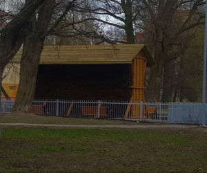Tężnie w Toruniu rosną jak po deszczu