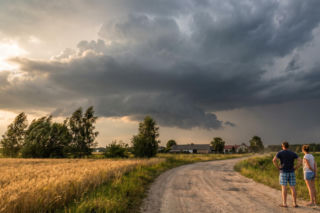 Groźne burze i upały nad Polską. Sprawdź gdzie uderzy żywioł