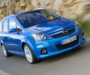 Opel Zafira OPC