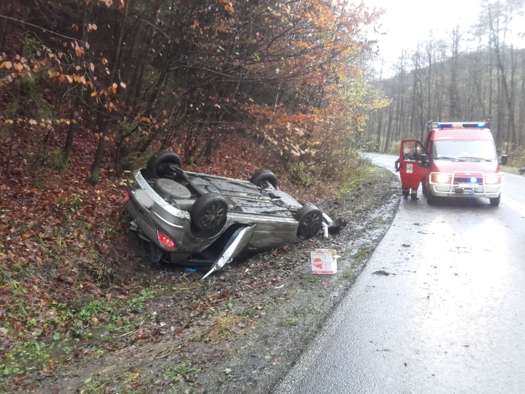 Wypadek na drodze wojewódzkiej 163 