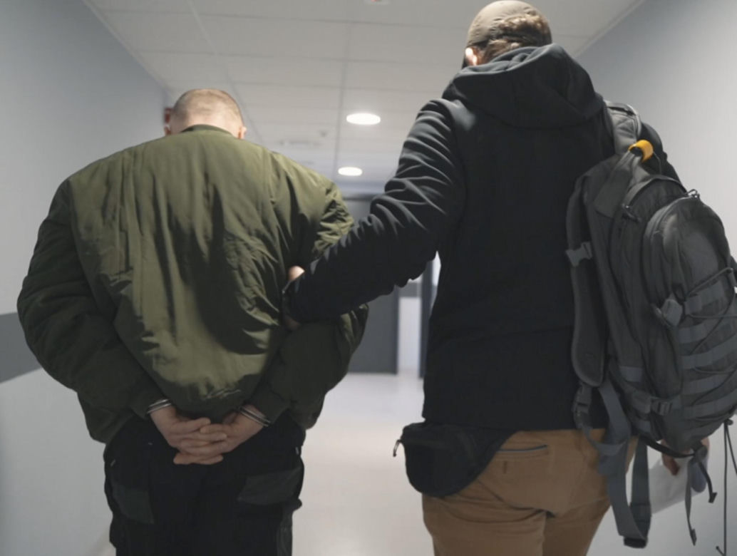 Pożar przy areszcie śledczym w Warszawie. Zatrzymano 11 osób