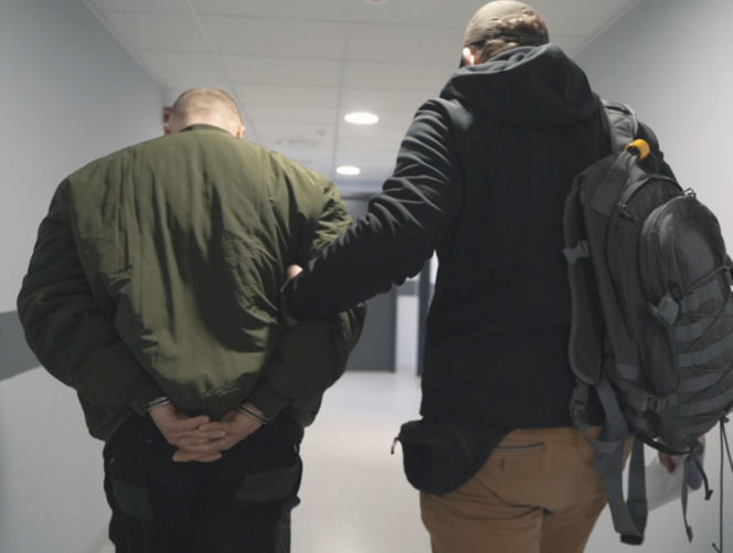 Pożar przy areszcie śledczym w Warszawie. Zatrzymano 11 osób