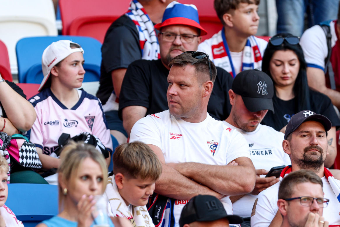 Zobaczcie zdjęcia kibiców z meczu Górnik - Fenerbahce i krótkie podsumowanie środowego spotkania na se.pl