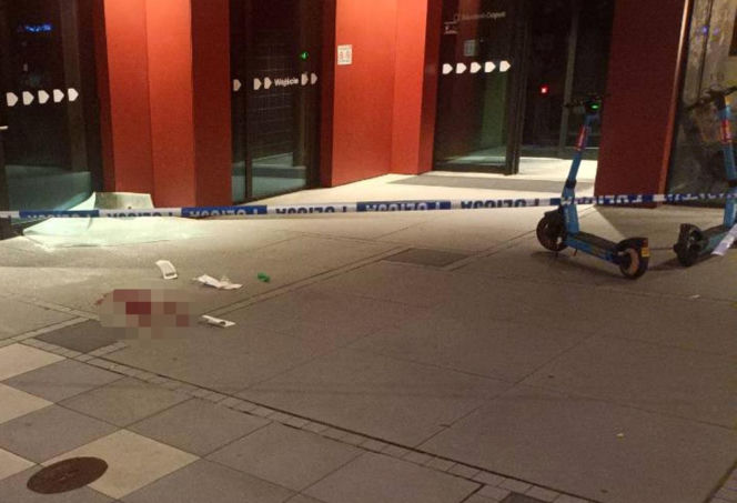 Tragedia w akademiku. Na 20-latka spadł szklany dach