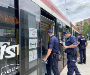 Częstochowa. Policjanci kontrolują pasażerów!