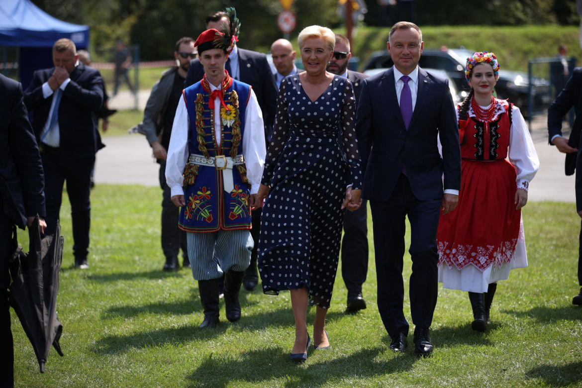 Porównanie stylu pierwszych dam: Jill Biden i Agaty Dudy. Która ubiera się lepiej?