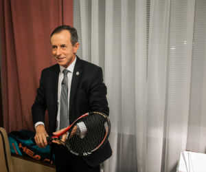 Squash i joga dla senatorów