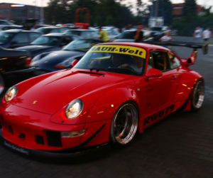 Akira Nakai San buduje Porsche 911 RWB