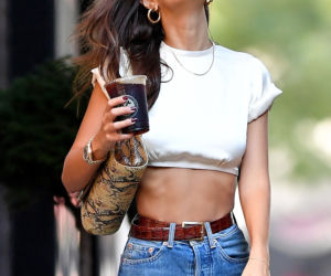 Emily Ratajkowski z psem
