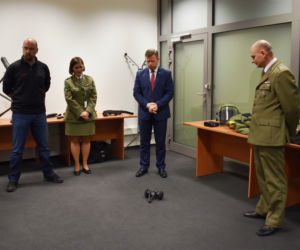 Robot-antyterrorysta na lotnisku w Balicach! Będzie sprawdzał podejrzane pakunki [ZDJĘCIA, AUDIO]
