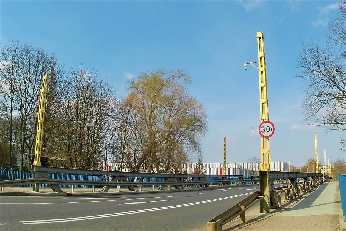 Pozostałości po trasie tramwajowej w "dolinie śmierci"