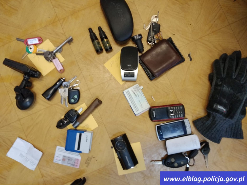 Elbląg: Złodzieje w masce wilkołaka na damskich rowerach