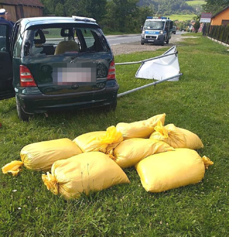 Zabrzeż: Potrącił policjantów, żeby uniknąć odpowiedzialności