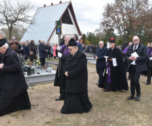 Tadeusz Rydzyk na pogrzebie wybitnego tenora pod Bydgoszczą