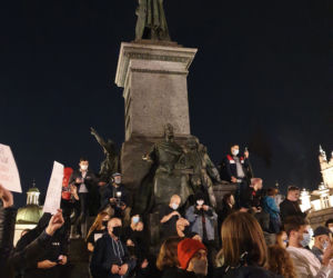Strajk Kobiet w Krakowie. Protest na Rynku Głównym [27.10.2020]