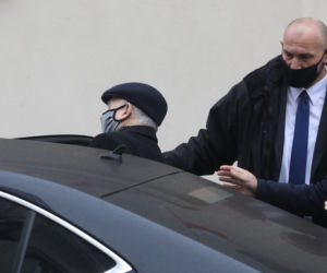 Jarosław Kaczyński modlił się za Ojczyznę