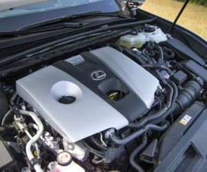 Lexus ES 300h Omotenashi