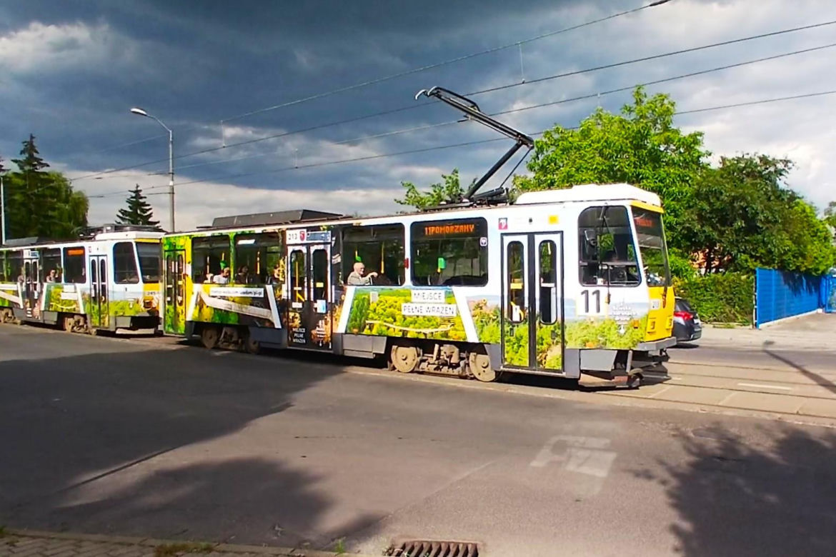 Al. Powstańców Wlkp. przed przebudową