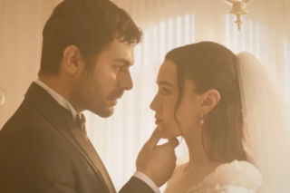 Wichrowe wzgórze: Miłosne wyznania Halila poruszają Zeynep do łez