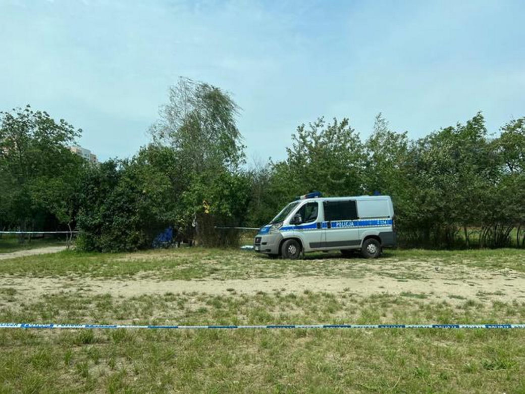 Zwłoki 39-latka leżały w krzakach. To 32-latek zatłukł o cegłą!