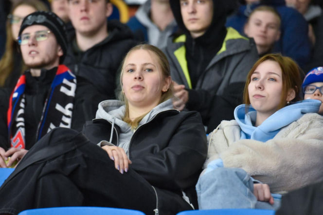 KH Energa Toruń - Unia Oświęcim 4:1, zdjęcia kibiców i zawodników z meczu nr 6