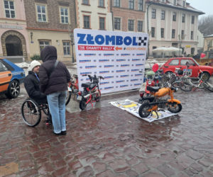 34. finał WOŚP w Krakowie. Legendarne pojazdy ZŁOMBOL na Małym Rynku