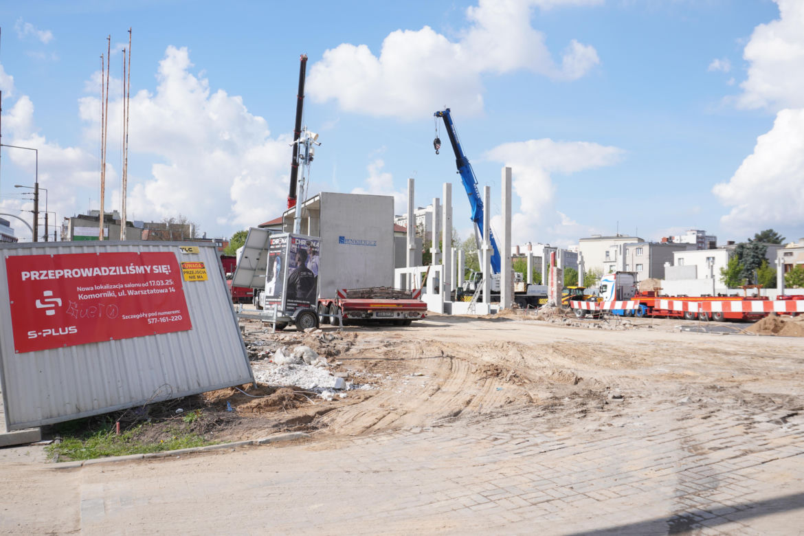 Na Górczynie powstaje nowy sklep. Po dawnym Górczyńskim Centrum Handlowym nie ma już nic