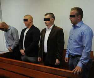Policjanci dręczyli 18-latka paralizatorem
