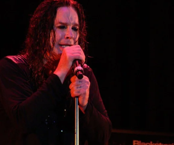 Wyrzucili go za picie, a on odpowiedział platynowymi płytami. Ozzy Osbourne kontra Black Sabbath w największej wojnie metalu