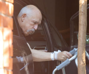 Janusz Korwin-Mikke po wyjściu ze szpitala
