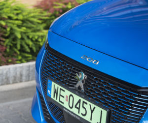 Peugeot e-208 GT