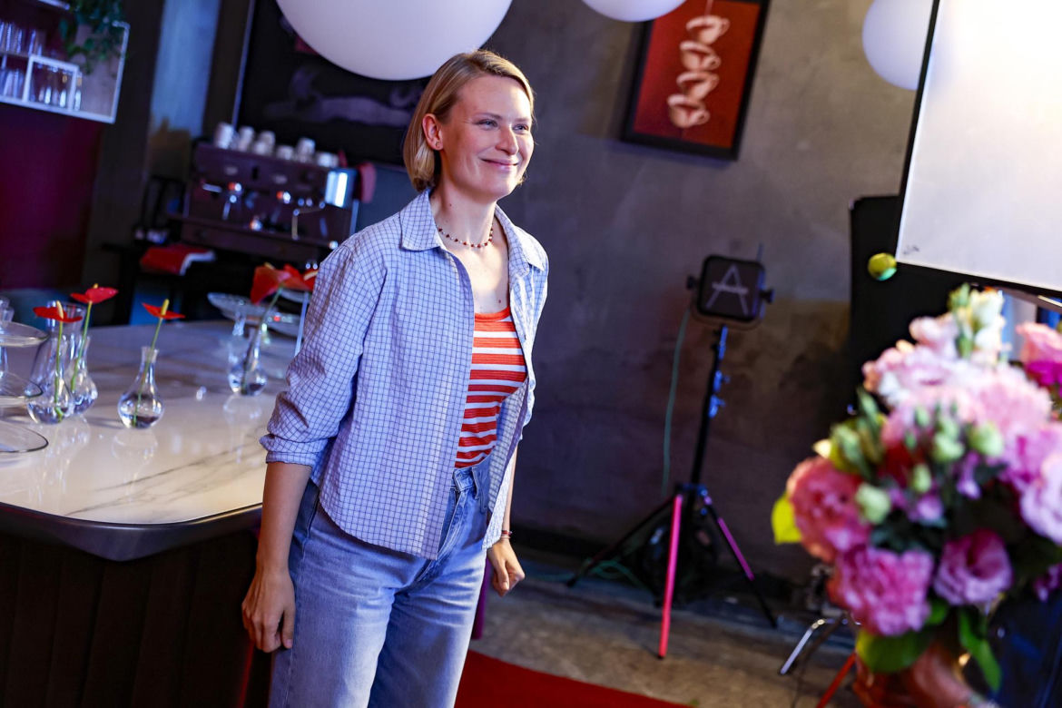 "Właśnie, że tak!": Danuta Stenka, Agnieszka Żulewska, Artur Żmijewski na planie filmu