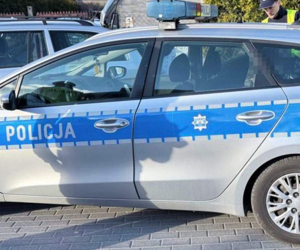 Kompletnie pijana 35-latka przyjechała pod sklep w Konikowie. Zareagował świadek