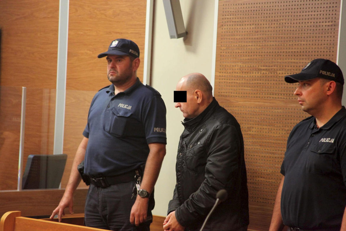 Szokująca decyzja sądu. Tadeusz zamordował żonę siekierą, nie pójdzie do więzienia! 