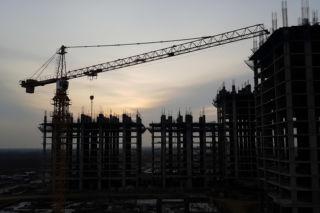 Pożar na Białołęce. Co działo się w kabinie dźwigu?