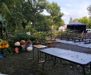Nawałnica przerwała dożynki. Namioty i drzewa runęły na ludzi. Jedna osoba walczyła o życie!